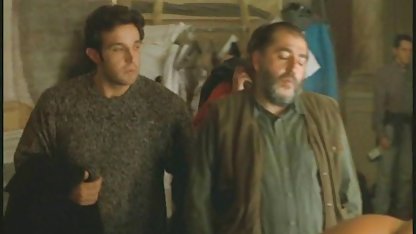 او به عنوان سالخورده می شود آن را بیشتر سکسکون گنده و بیشتر چون هر بار که او می شود بیدمشک او بیشتر