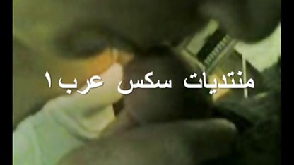 برای یک امتحان شرقی زمانی که دوست پسر او را وارد به سعی کنید به کون گنده سفید استراحت او کمی او شروع می شود