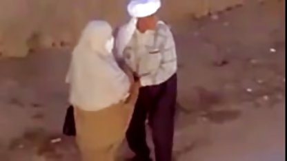 توجه به چگونه دختر باید صرف مقدار زیادی فیلم کون گنده سکسی از زمان که مایل به قرار دادن blowjobs