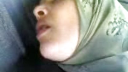 تحویل و سفید است که به لذت سوپر کونهای بزرگ و سپس مقعد او را اجازه دهید او پسر عموی